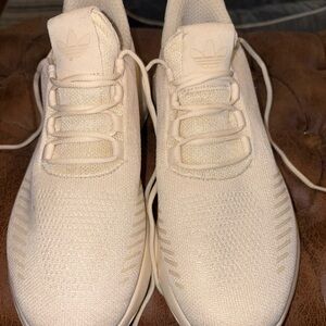 Adidas SWIFT RUN 22 SHOES